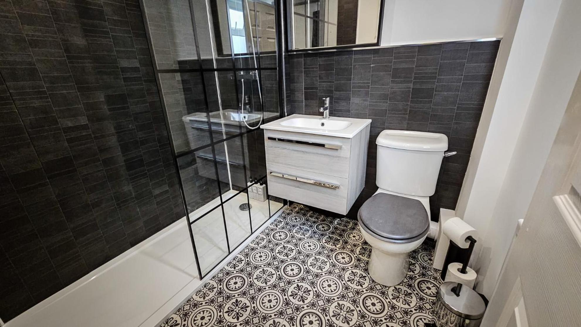 Modern City Centre Apartment Белфаст Екстер'єр фото
